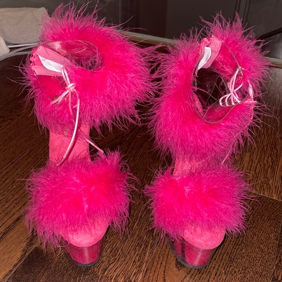 Pleaser Shoes - Pleaser heels